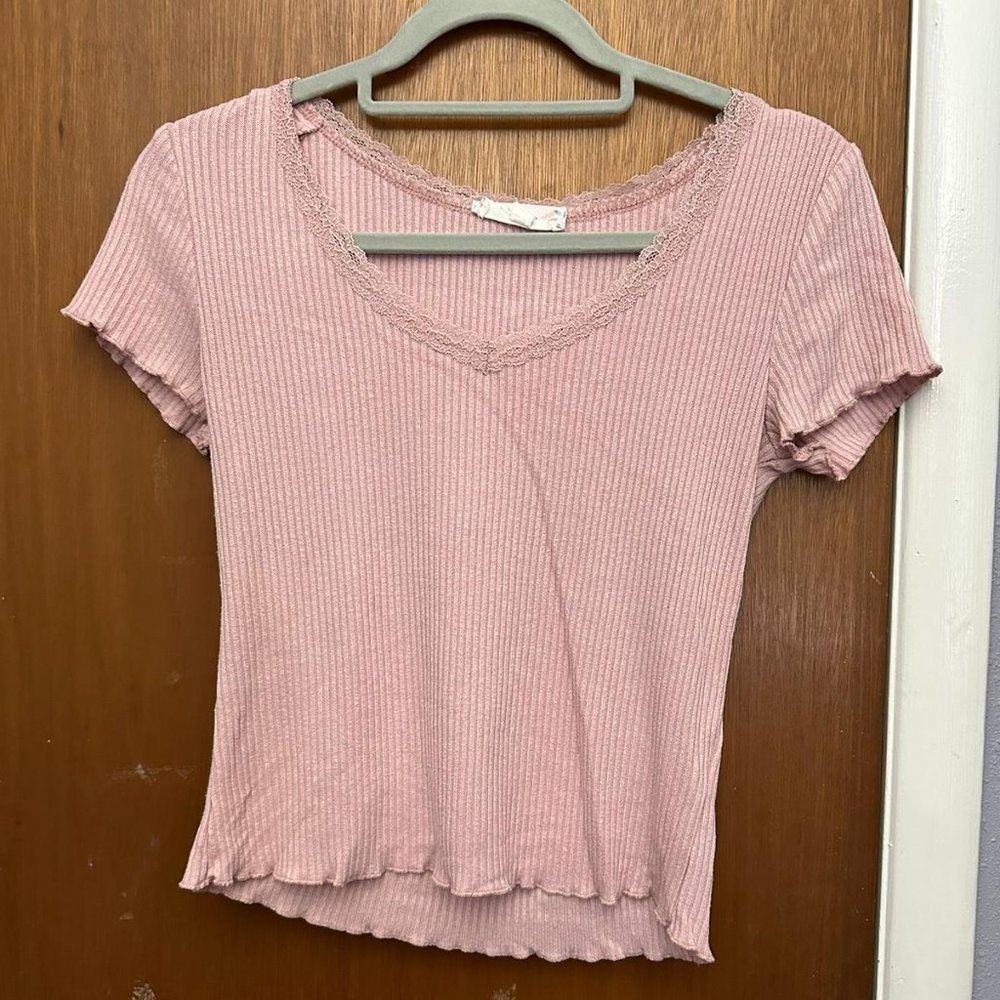 pink crop top